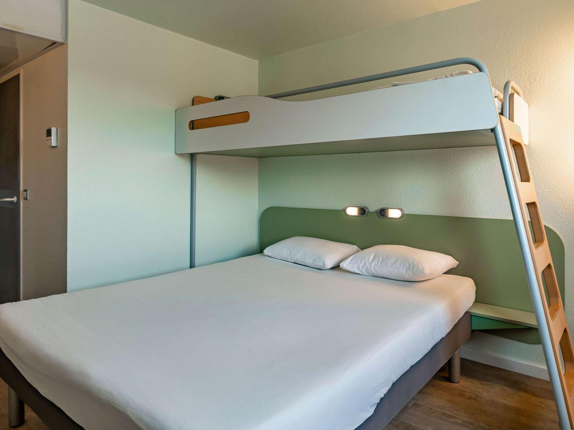 Ibis Budget Marne La Vallee Pontault Combault Exteriör bild
