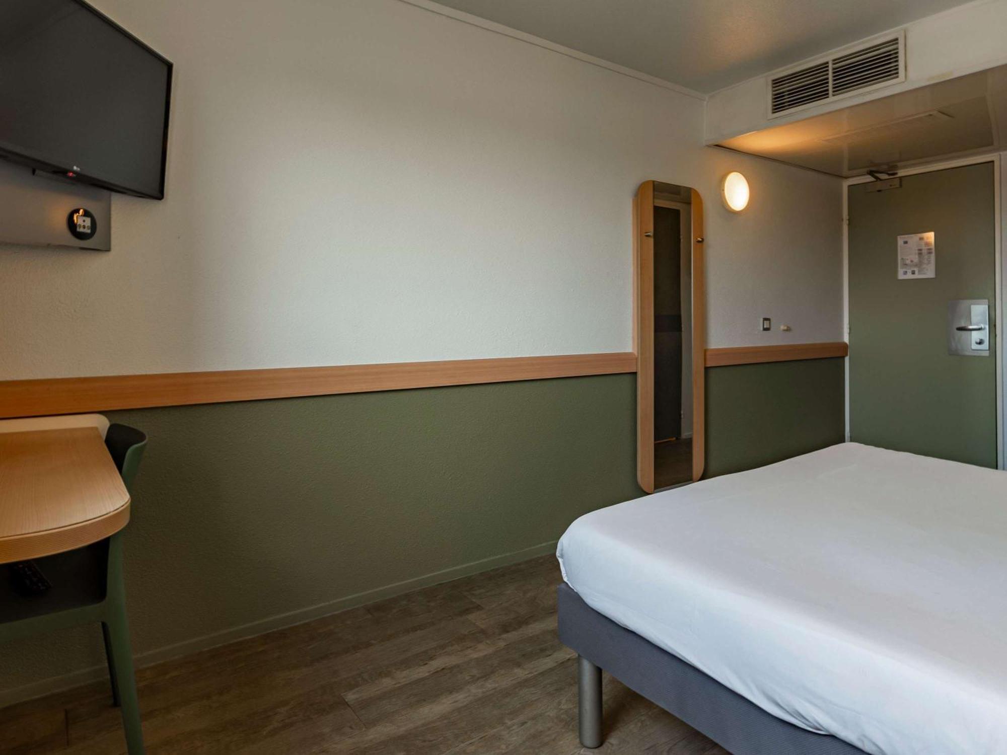 Ibis Budget Marne La Vallee Pontault Combault Exteriör bild